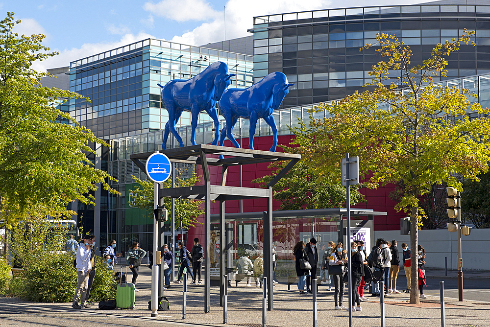 The Blue Horse of the artist Assan Smati, overlooking the tram line between the train station and the Ilot Poste-Weiss, Architects ECDM, Chateaucreux district, Saint-Etienne, Loire department, Auvergne-Rhone-Alpes region, France, Europe