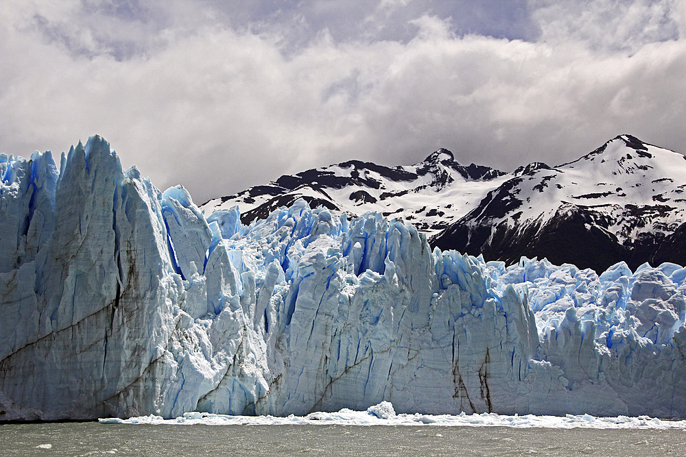 Perito Moreno glacier, Lago Argentino, Argentina.