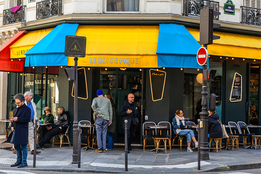 Le Roi de Pique, Rue du Temple