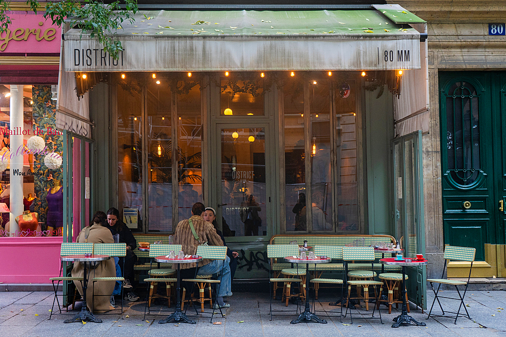 Terrace of restaurant District on Rue Montmartre, Paris, France