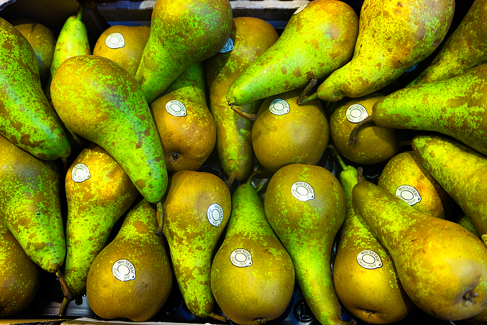 Conference pears, Paris, France