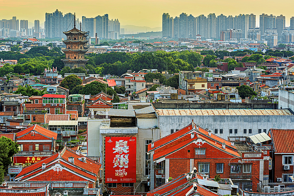 Sunset view of the old town of Quanzhou: Emporium of the World (UNESCO World Heritage), Fujian Province, China