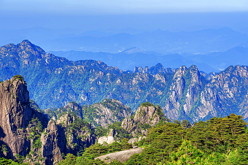 Huangshan (Mt Huang), UNESCO World Heritage and UNESCO Global Geopark, Anhui Province, China.