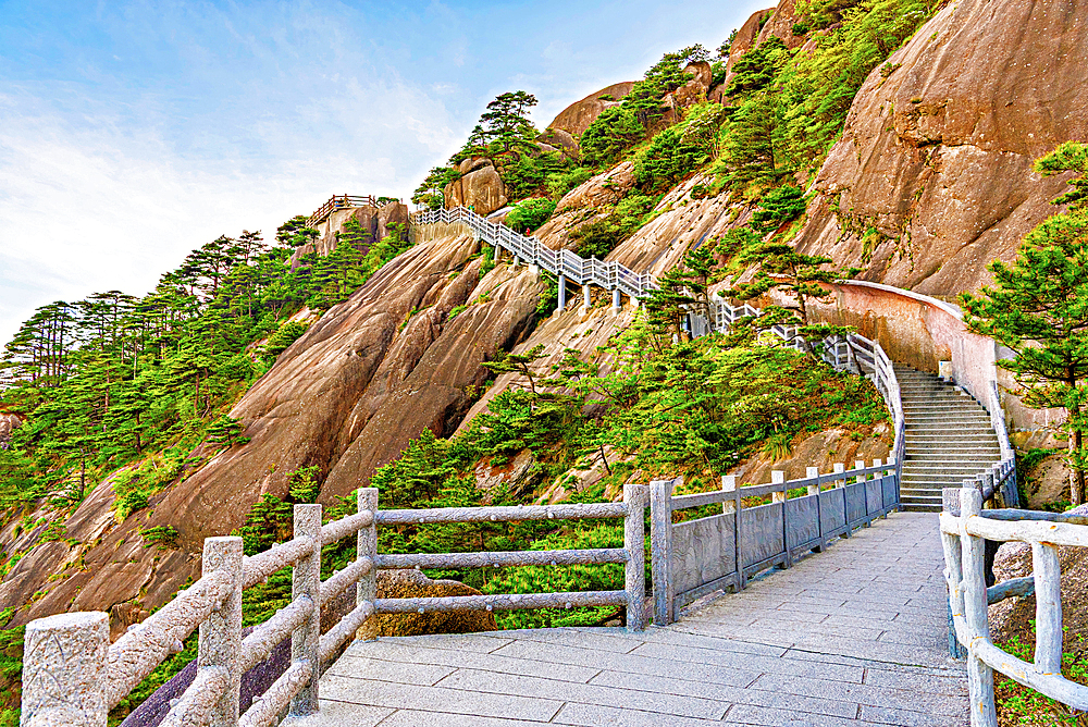 Huangshan (Mt Huang/Yellow Mountain), UNESCO World Heritage and UNESCO Global Geopark, Anhui Province, China.