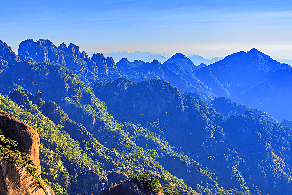 Misty mountain scapes of Huangshan (Mt Huang/Yellow Mountain), UNESCO World Heritage and UNESCO Global Geopark, Anhui Province, China.
