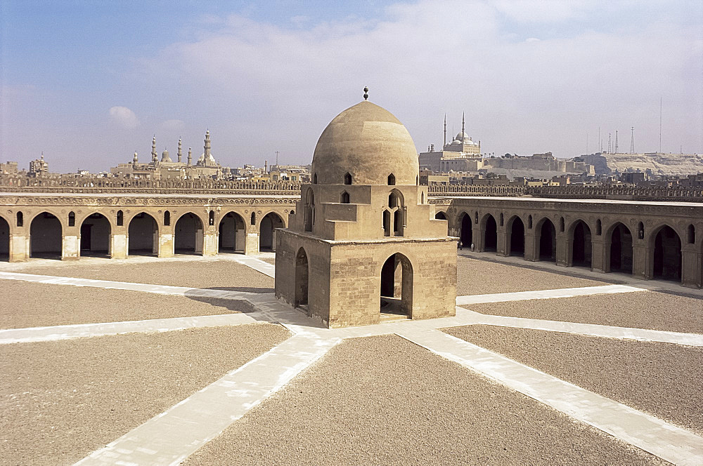 Ibn Tulun Mosque, UNESCO World Heritage Site, Cairo, Egypt, North Africa, Africa