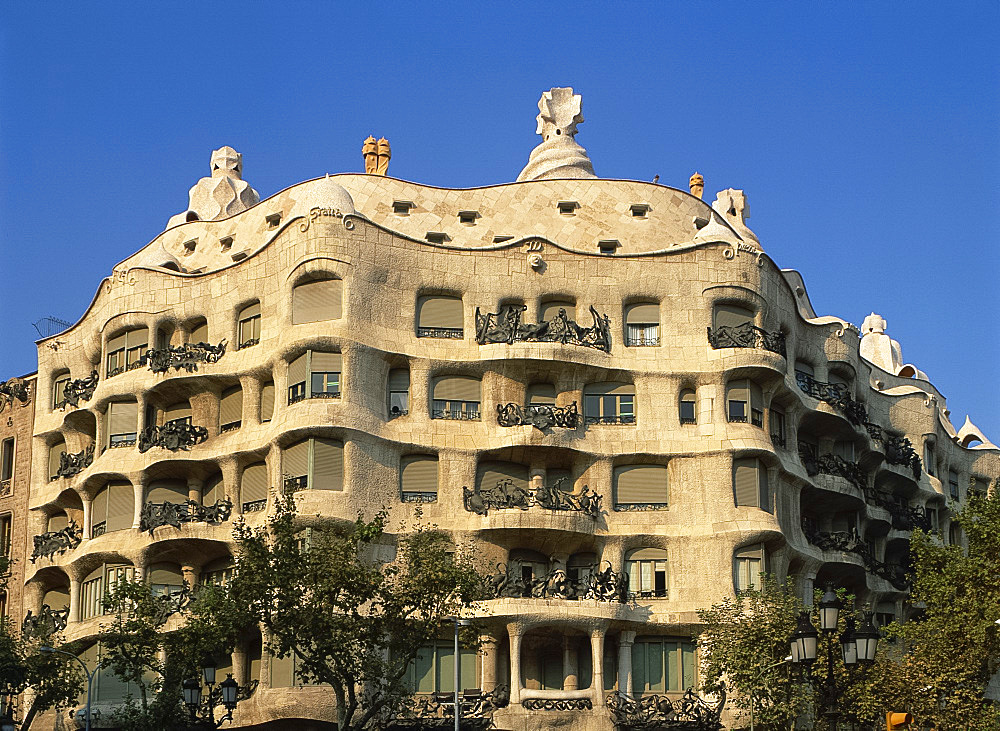 Casa Mila, by Gaudi, Barcelona, Catalunya, Spain, Europe