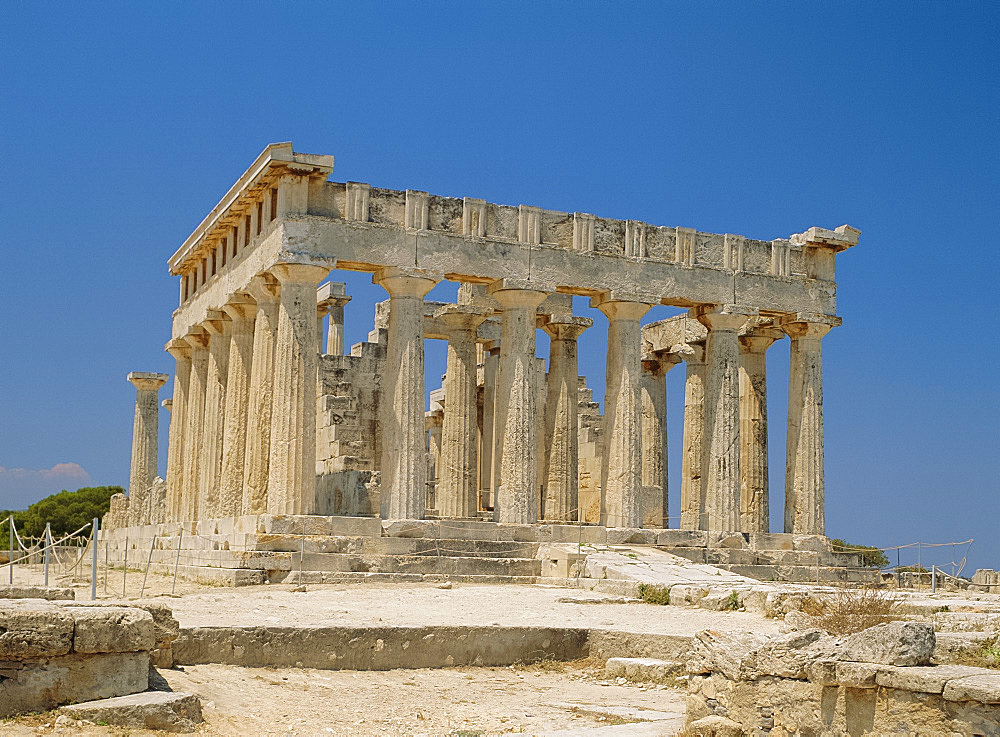 Temple of Aphaia, Aegina, Argo-Saronic Islands, Greece, Europe