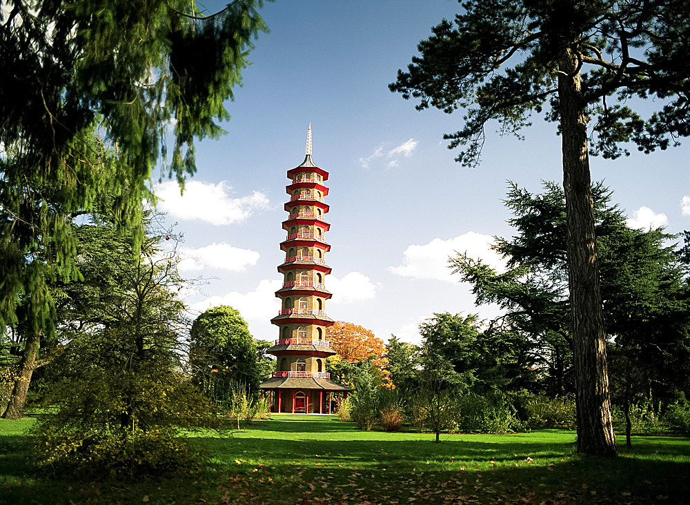 The pagoda, Kew Gardens, UNESCO World Heritage Site, Greater London, England, United Kingdom, Europe