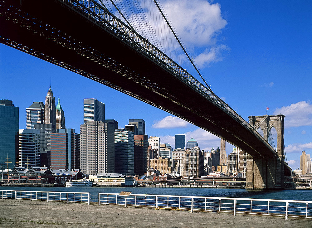 Manhattan skyline post Sept 11 and The Brooklyn Bridge, New York City, United States of America, North America