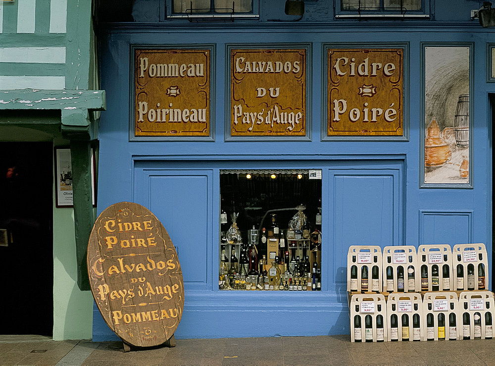 Cider and calvados shop in Honfleur, Normandy, France, Europe