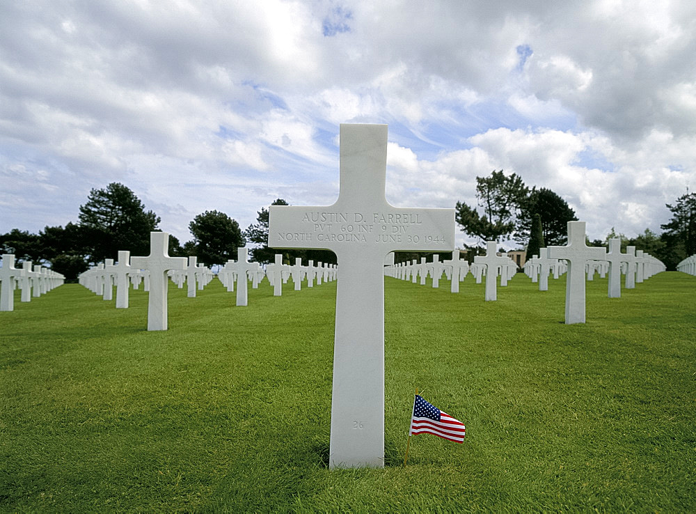 The American Cemetery, Omaha Beach, Colleville-sur-Mer, Normandy, France, Europe