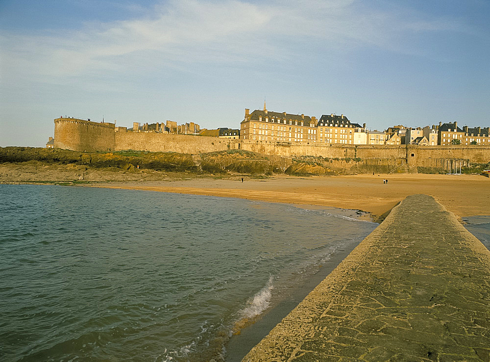 The causeway at St. Malo, Brittany, France, Europe