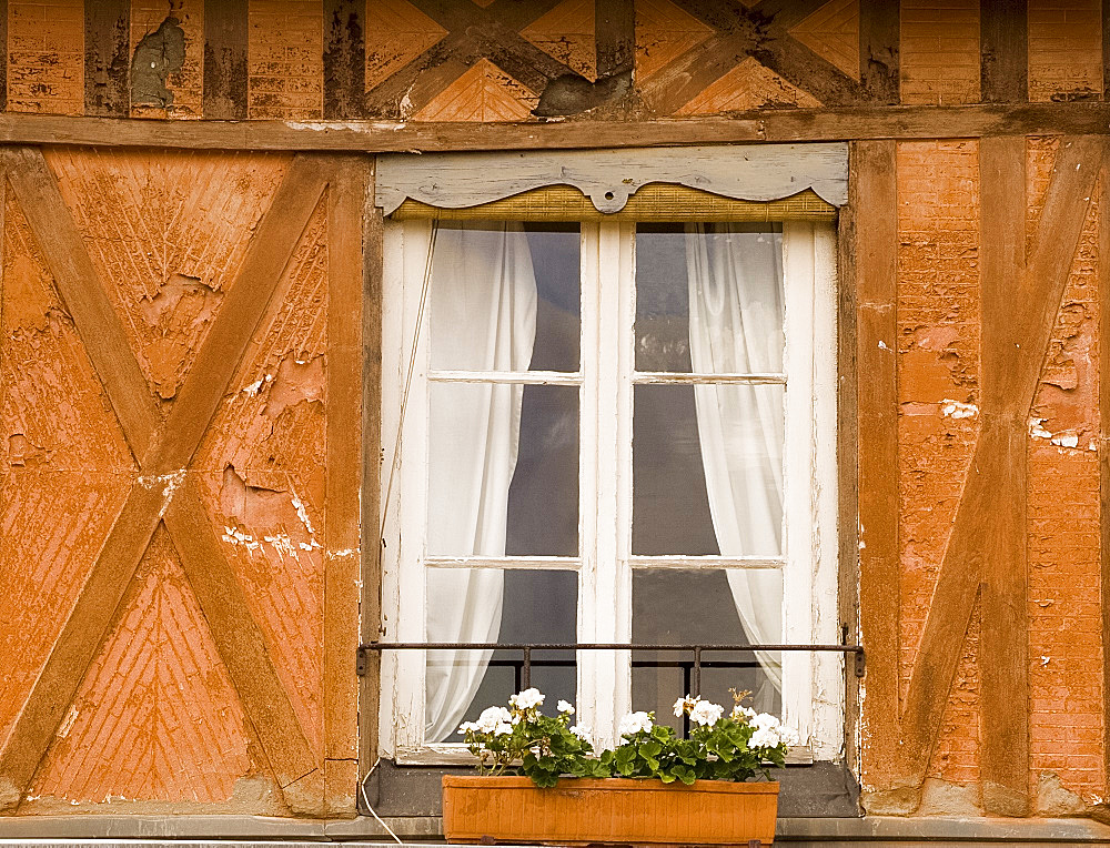 Half timbered house in Beaumont en Auge, Pays d'Auge, Normandy, France, Europe