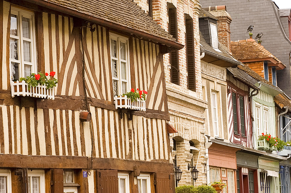 Half timbered houses in Beaumont en Auge, Pays d'Auge, Normandy, France, Europe