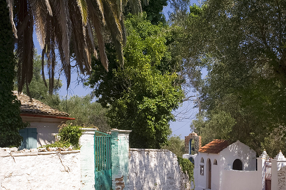 A small church in Dendiatika, Paxos, Ionian Islands, Greek Islands, Greece, Europe