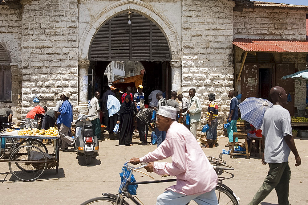 The entrance to the market in Stone Town, Zanzibar, Tanzania, East Africa, Africa