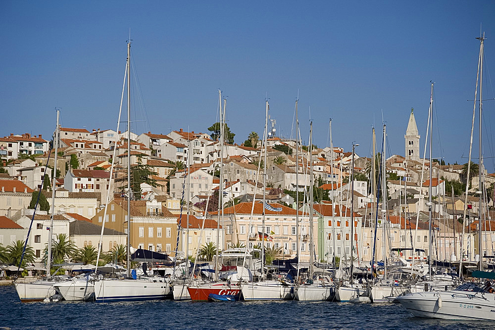 Boats in the harbour in Mali Losinj on the island of Losinj in the Kvarner region, Croatia, Adriatic, Europe