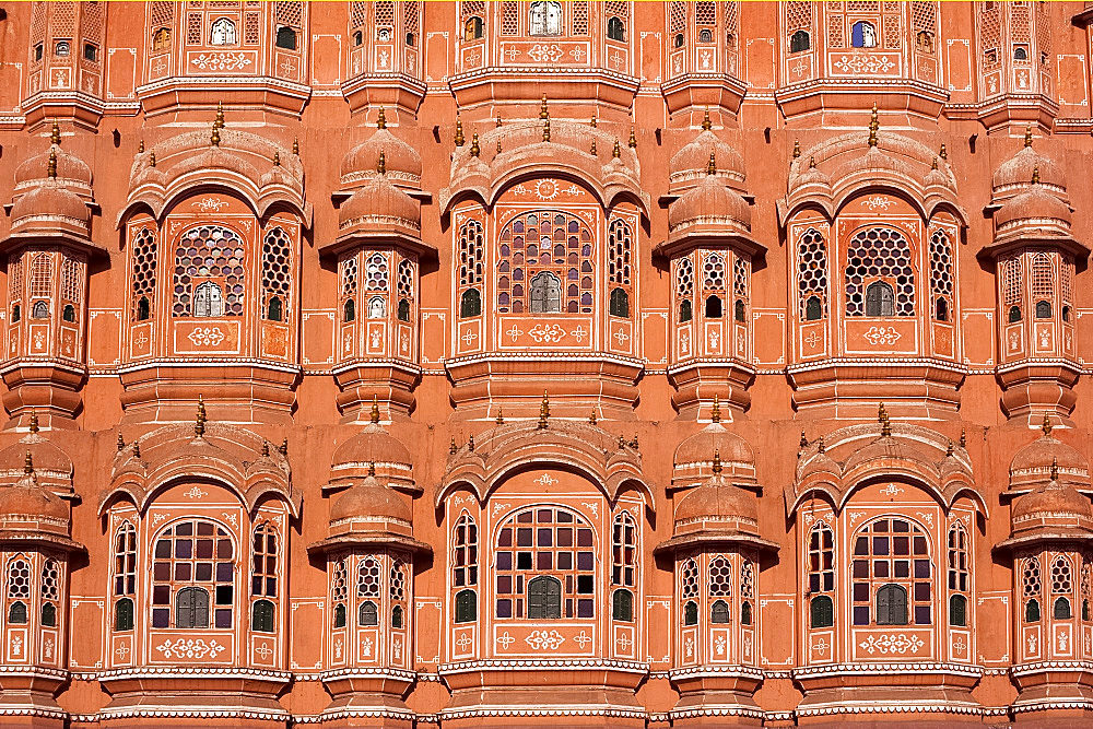 The ornate pink facade of the Hawa Mahal (Palace of the Winds), Jaipur, Rajasthan, India, Asia