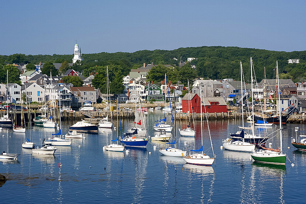 A view of Rockport Harbour and the red building know as Motif Number One, Rockport, Massachussetts, New England, United States of America, North America