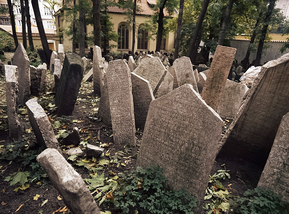 Old Jewish cemetery, Prague, Czech Republic, Europe