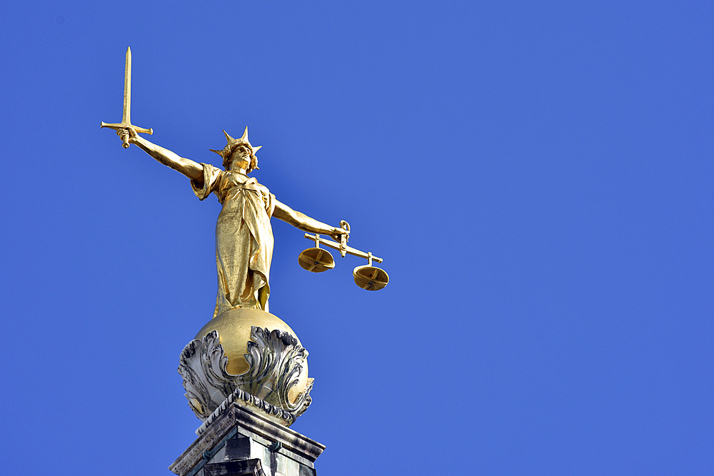 Statue of Justice, Old Bailey, Central Criminal Court, London, England, United Kingdom, Europe