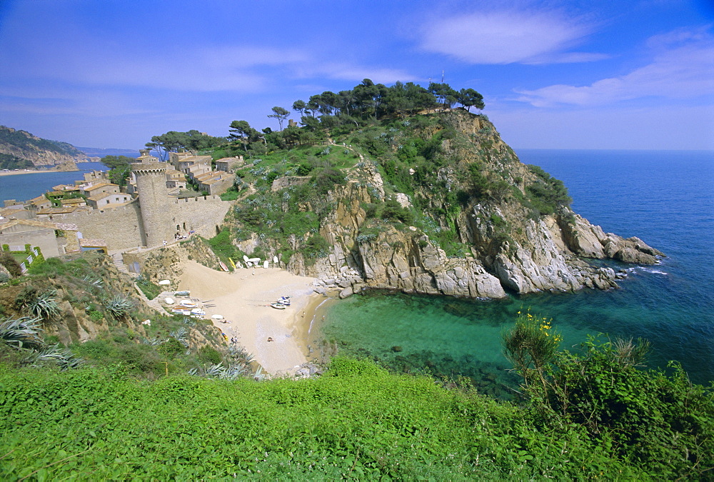 Coastline, Tossa de Mar, Catalunya (Catalonia) (Cataluna), Spain, Europe