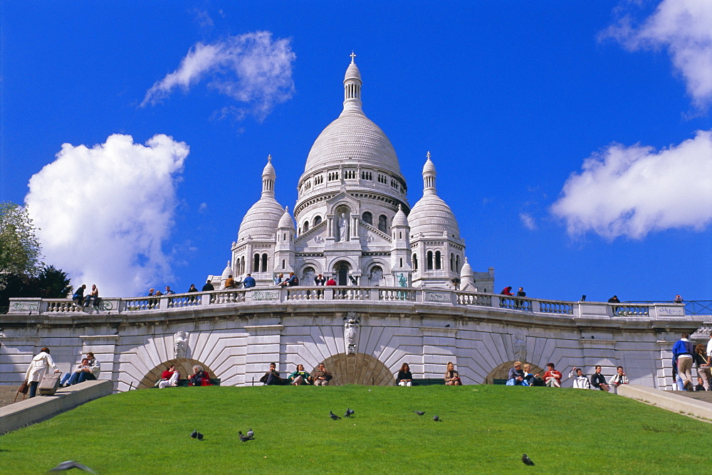 Basilica of Sacre Coeur, Montmartre, Paris, France, Europe