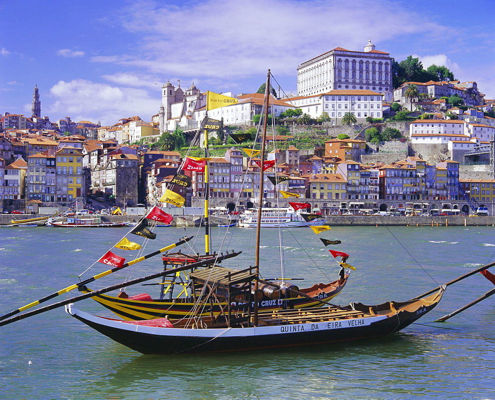 River Douro and sherry boats (port barges), Porto (Oporto), Portugal, Europe