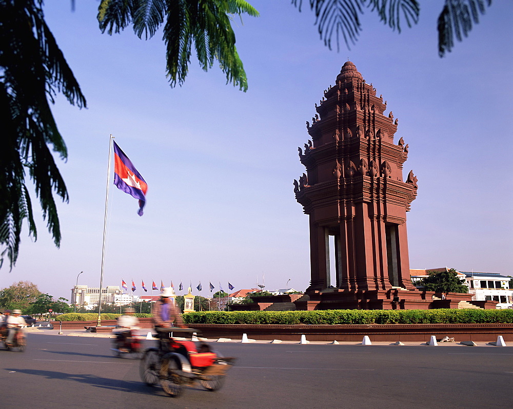 The Independence Monument, Phnom Penh, Cambodia, Indochina, Southeast Asia, Asia