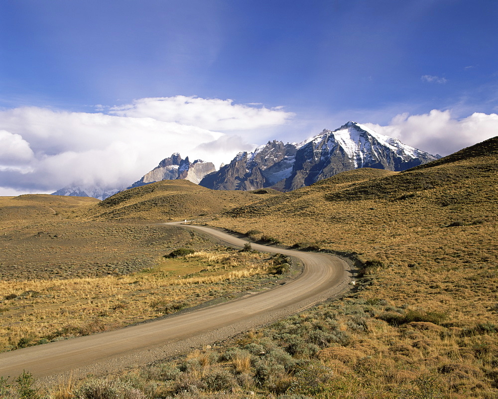 Road leading to Cuernos del Paine mountains, Torres del Paine National Park, Patagonia, Chile, South America