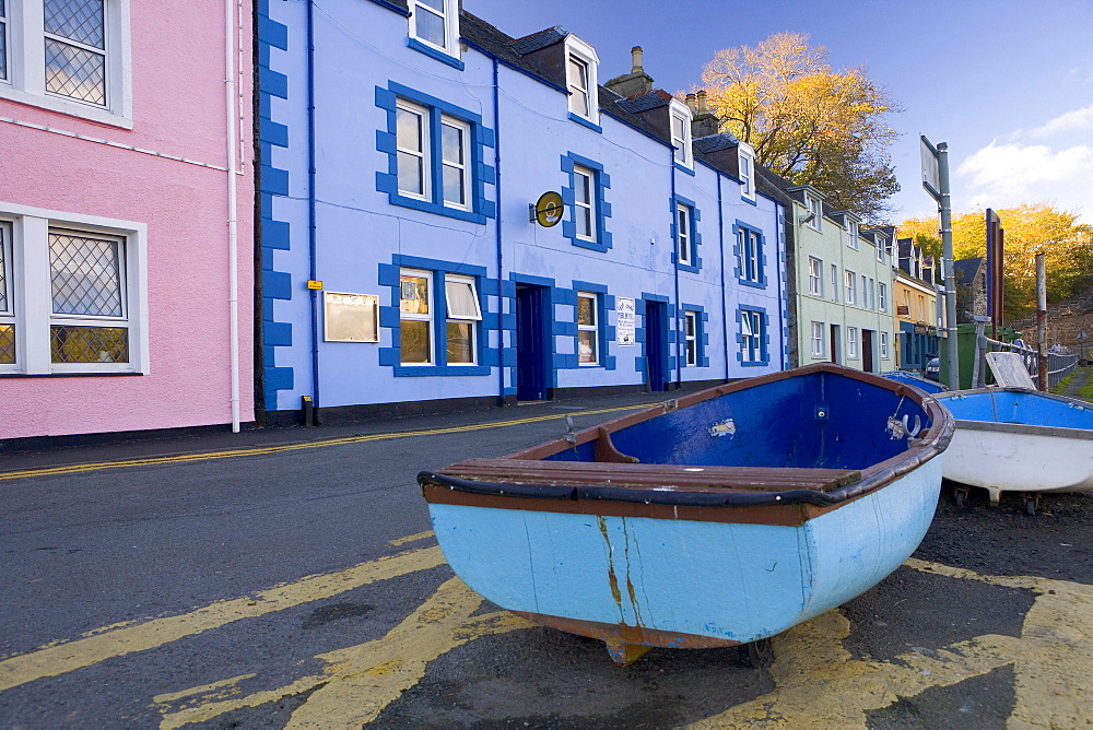 Harbour, Portree (Port Righ), Isle of Skye, Inner Hebrides, west coast, Scotland, United Kingdom, Europe