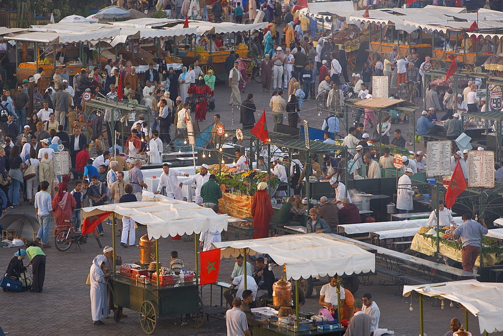 Food stalls in the evening, Djemaa el Fna, Marrakesh, Morocco, North Africa, Africa