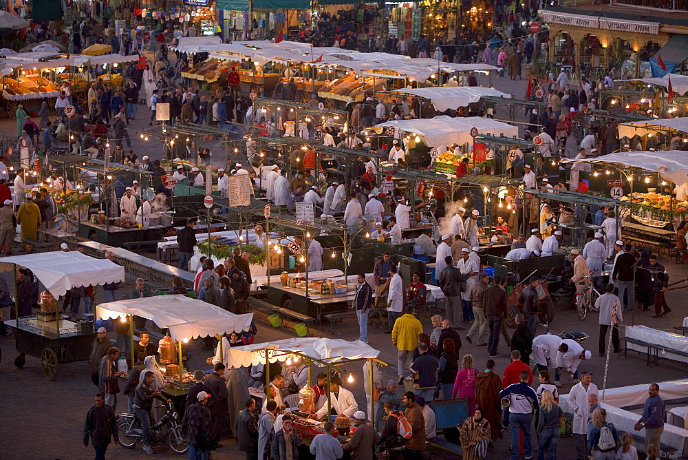 Food stalls in the evening, Djemaa el Fna, Marrakesh, Morocco, North Africa, Africa