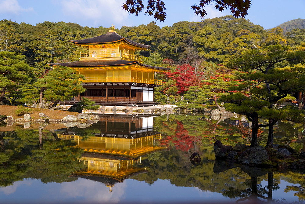 Kinkaku-ji (The Golden Pavilion), the original building was constructed in 1397 for Shogun Ashikaga Yoshimitsu, UNESCO World Heritage Site, Kyoto, Kansai region, Honshu, Japan, Asia