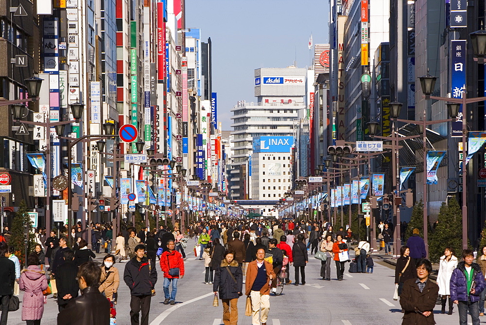 Chuo-dori, Tokyo's most exclusive shopping street, Ginza, Tokyo, Honshu, Japan, Asia