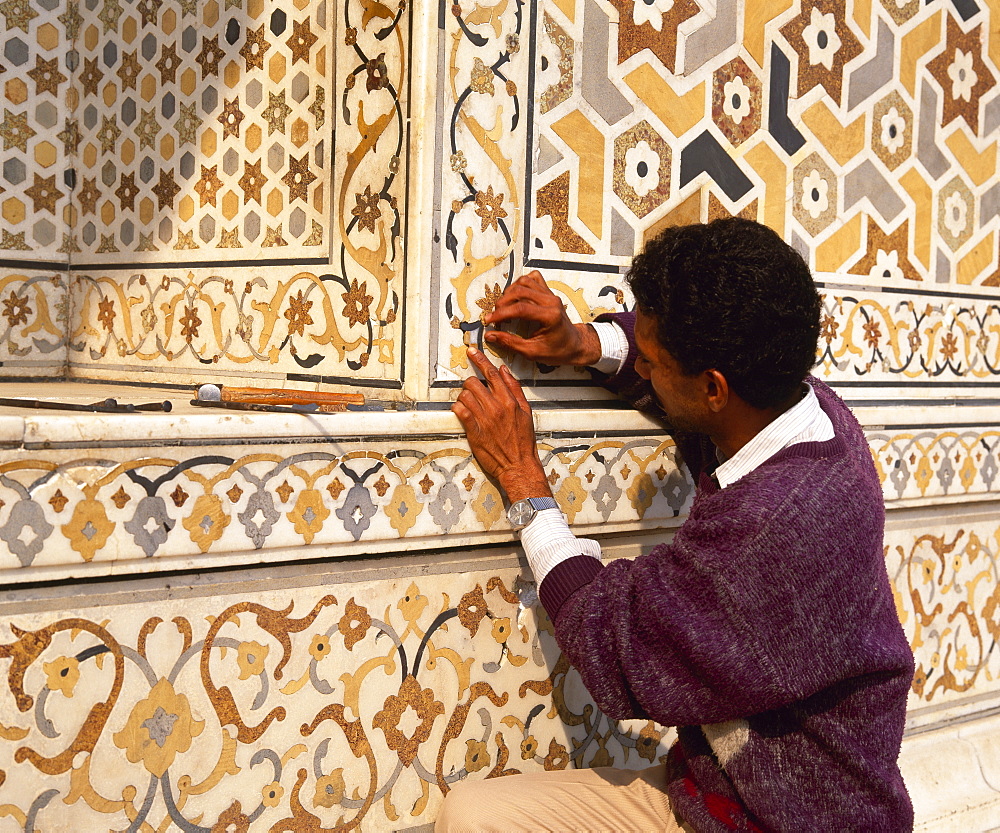 Repair work on Itmad-Ud-Daulah's tomb, Agra, Uttar Pradesh state, India, Asia