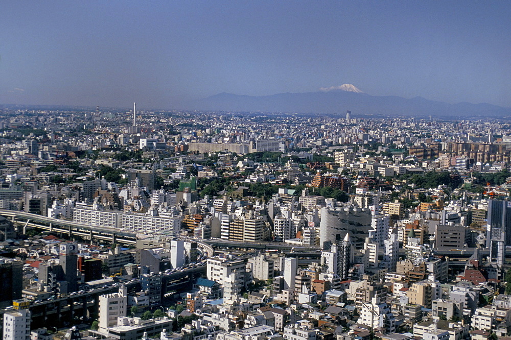 City skyline with Mount Fuji beyond, Tokyo, Japan, Asia