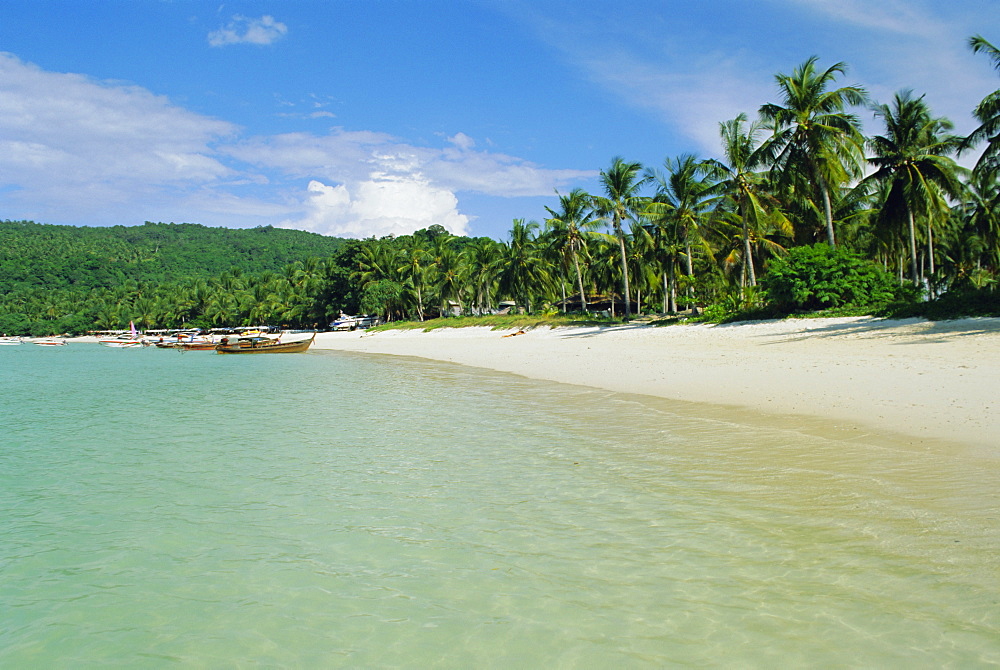 Ao Dalam Bay, Phi-Phi Don Island, Krabi Province, Thailand, Asia