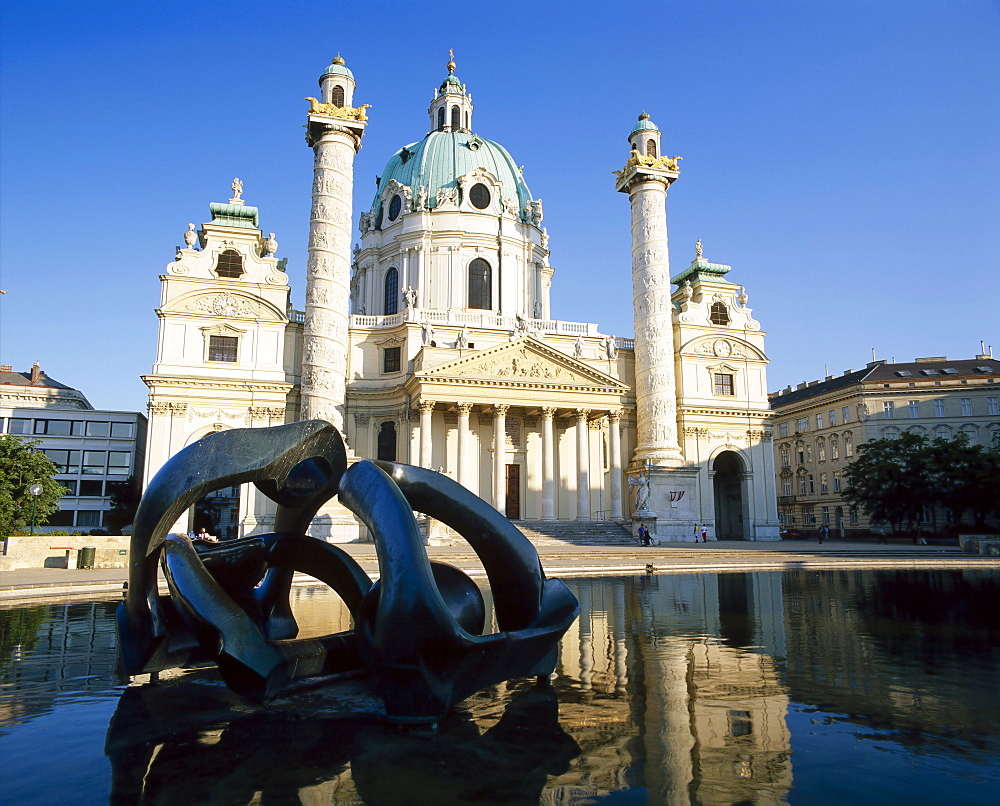 Modern art sculpture before the St.Charles' Church, Vienna, Austria *** Local Caption ***