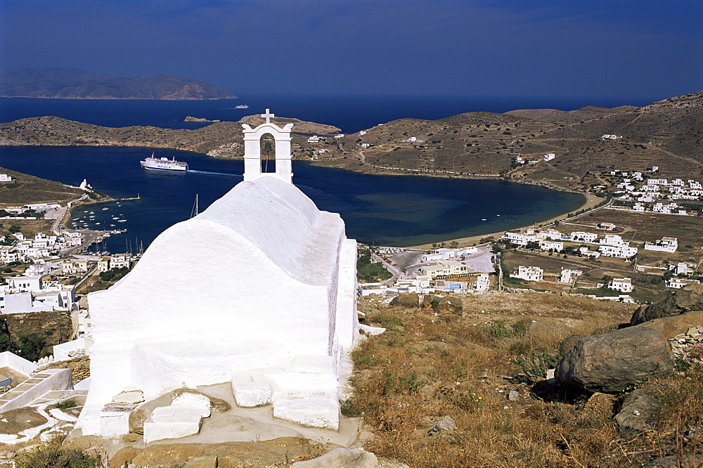 Church above Ormos, the port, island of Ios, Cyclades, Greece, Europe