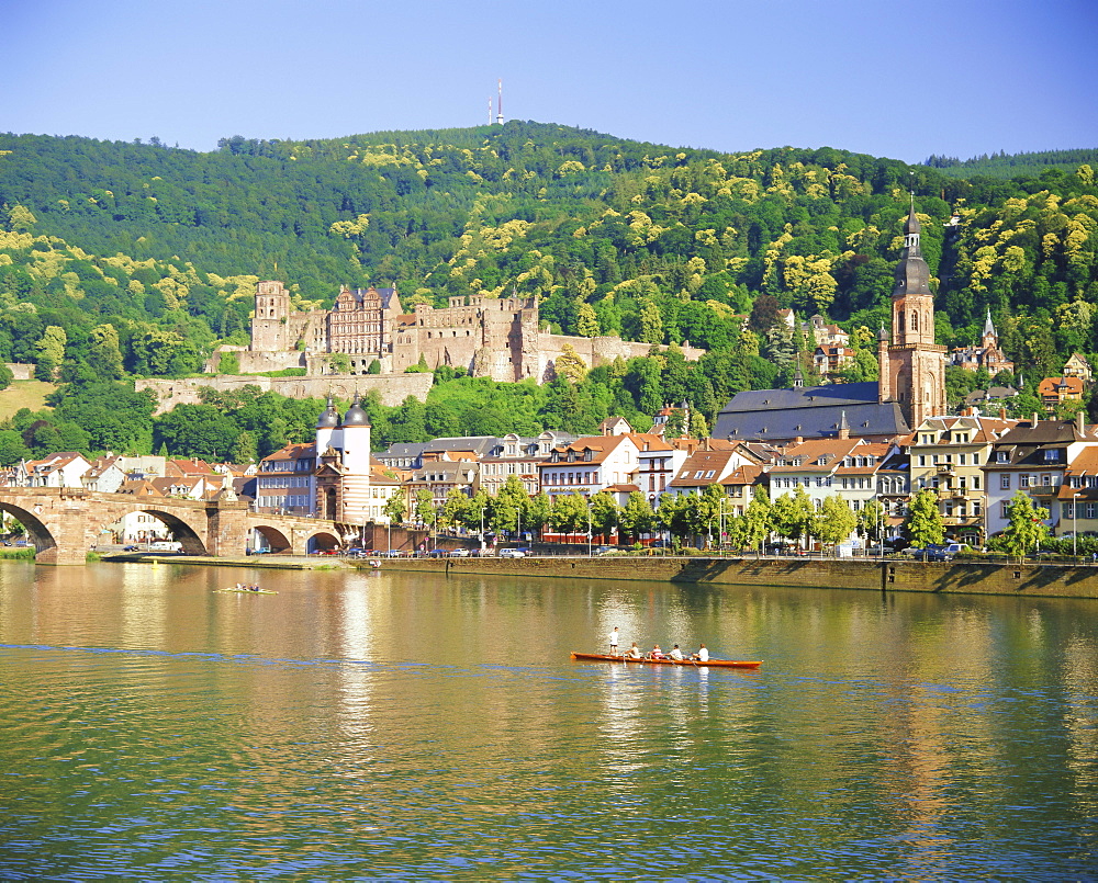 The castle, Neckar River and Alte bridge, Heidelberg, Baden-Wurttemberg, Germany, Europe