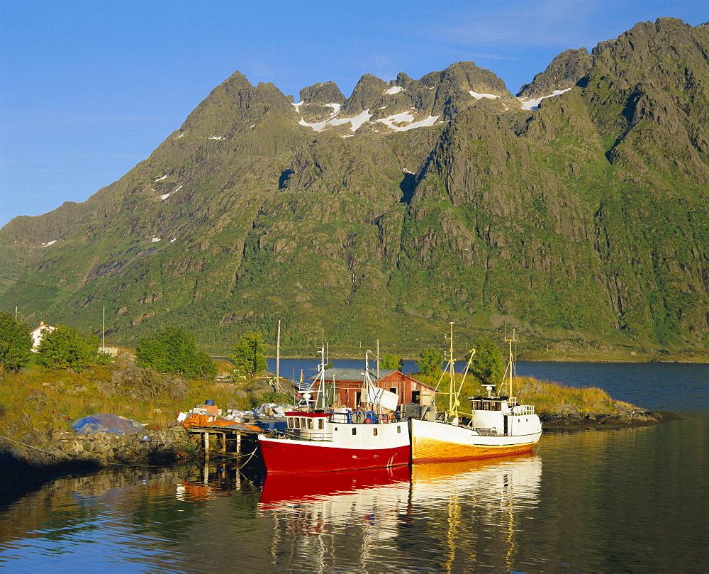 Fishing boats in Austnesfjorden, Lofoten Islands, Nordland, Norway, Scandinavia, Europe