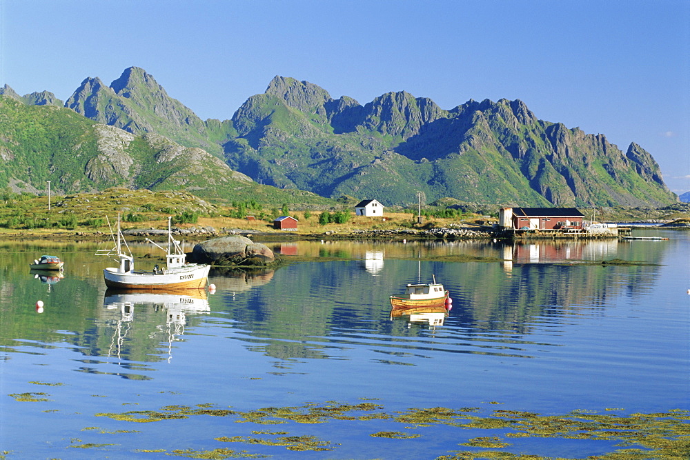 Fishing boat in Austnesfjorden, Lofoten Islands, Nordland, Norway, Scandinavia, Europe