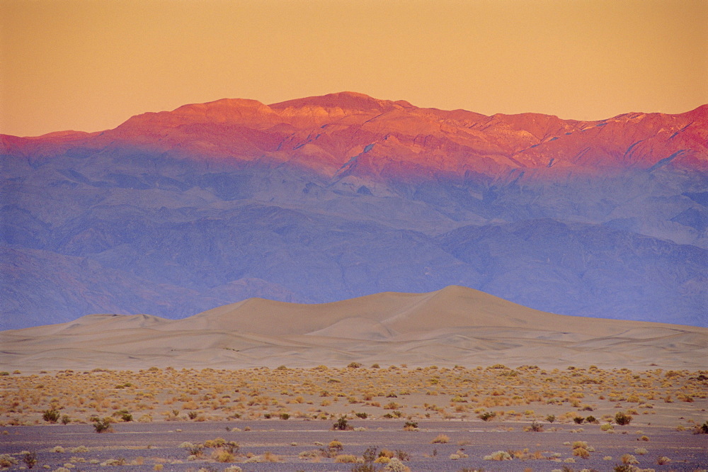 Sand dunes, Death Valley National Park, California, USA