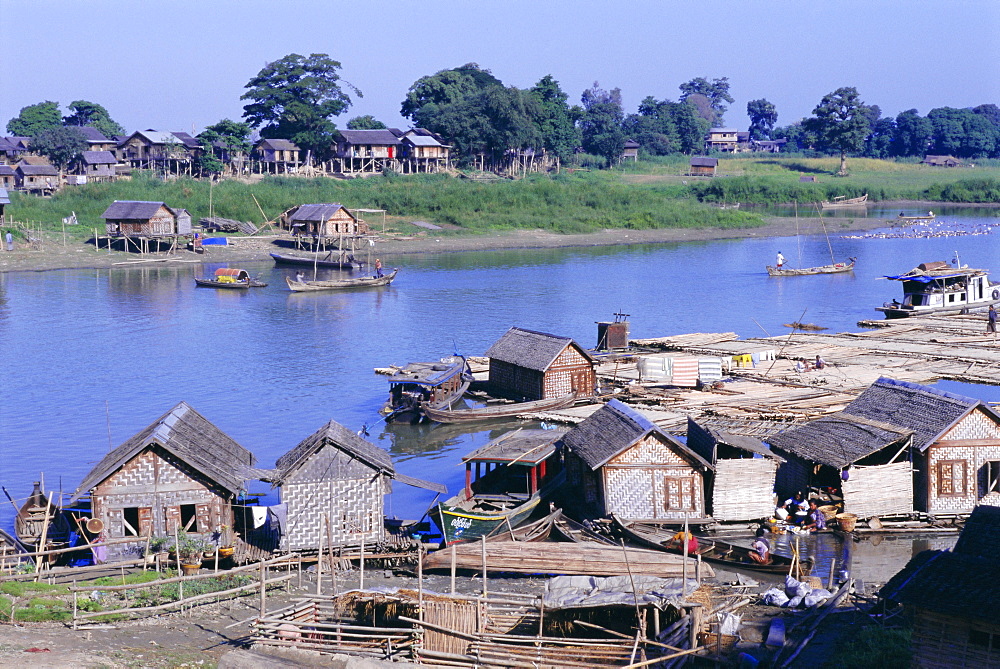 The Ayeyarwady (Irrawaddy) River, Mandalay, Myanmar (Burma), Asia