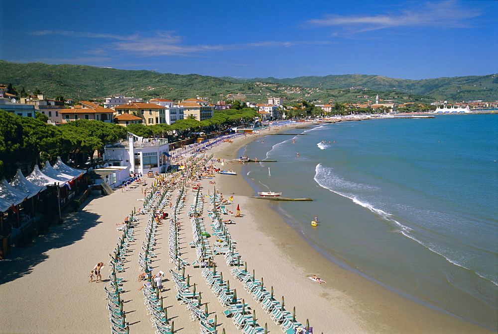 Beach front and town view, Diano Marina, Italian Riviera, Liguria, Italy, Europe