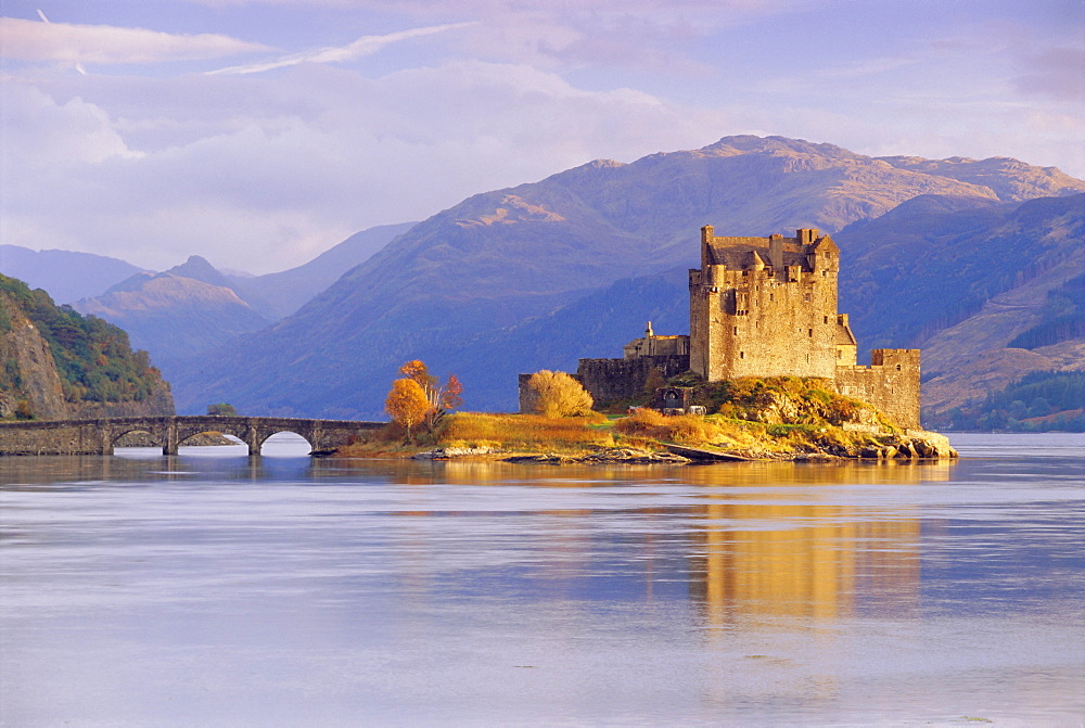 Eilean Donan (Eilean Donnan) Castle, Dornie, Highlands Region, Scotland, UK, Europe