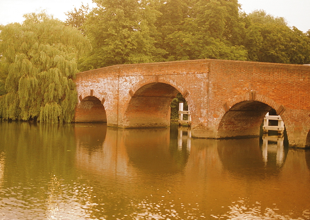 The 18th century Sonning Bridge over the River Thames near Reading, Berkshire, England, UK