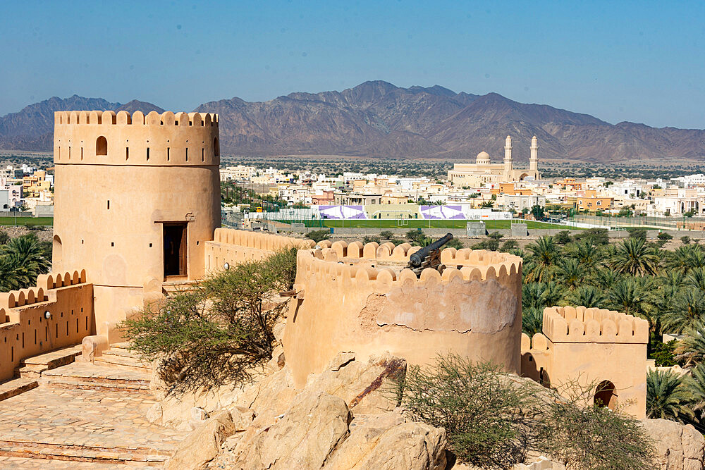 Nakhl Fort on northern edge of Jabal Akhdar, Oman, Middle East